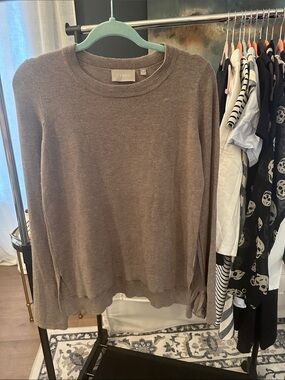 Cyrus Women's Scoop Neck Sweater in Taupe Brown